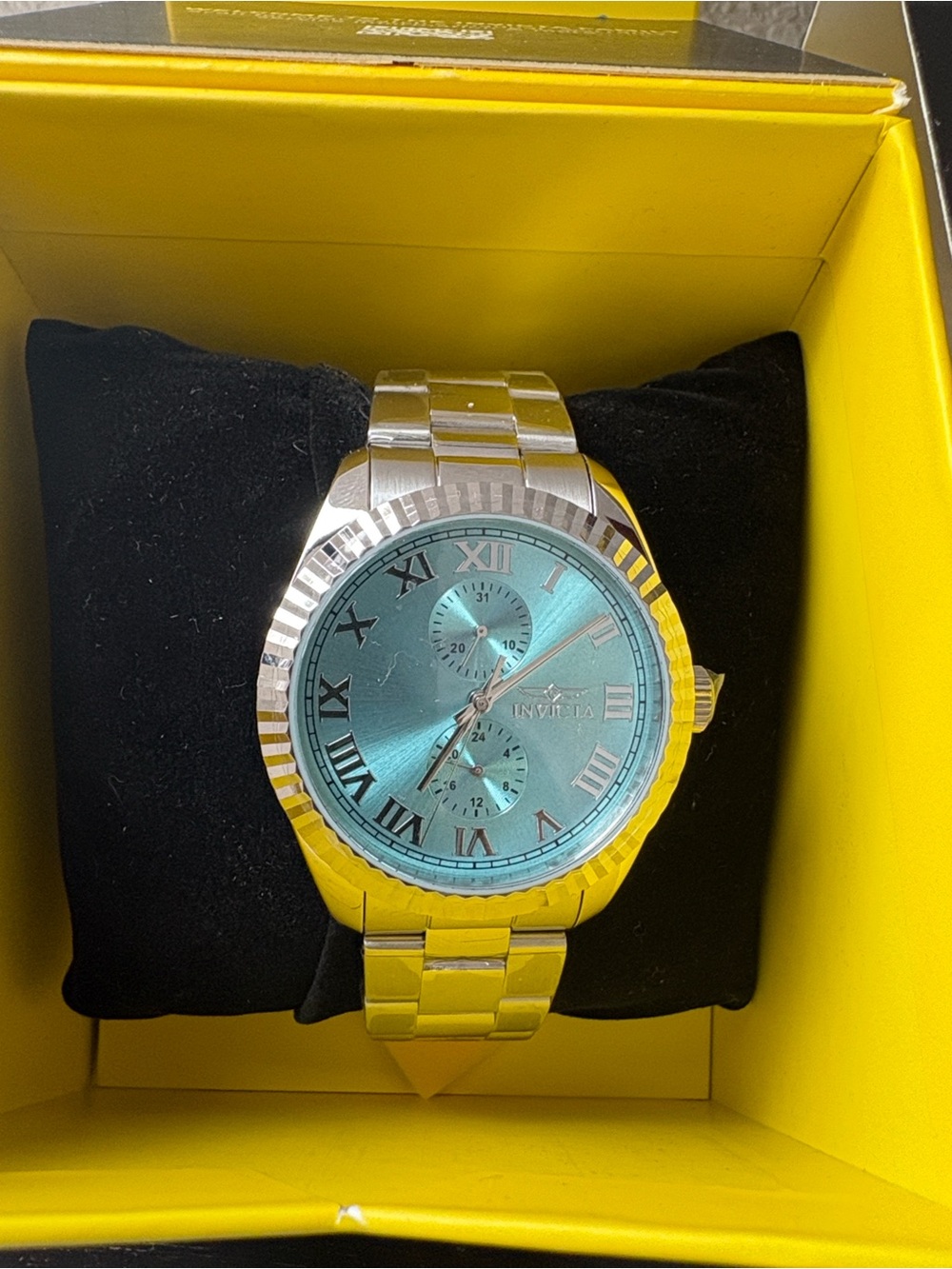 Invicta Silver Watch Packaging Set